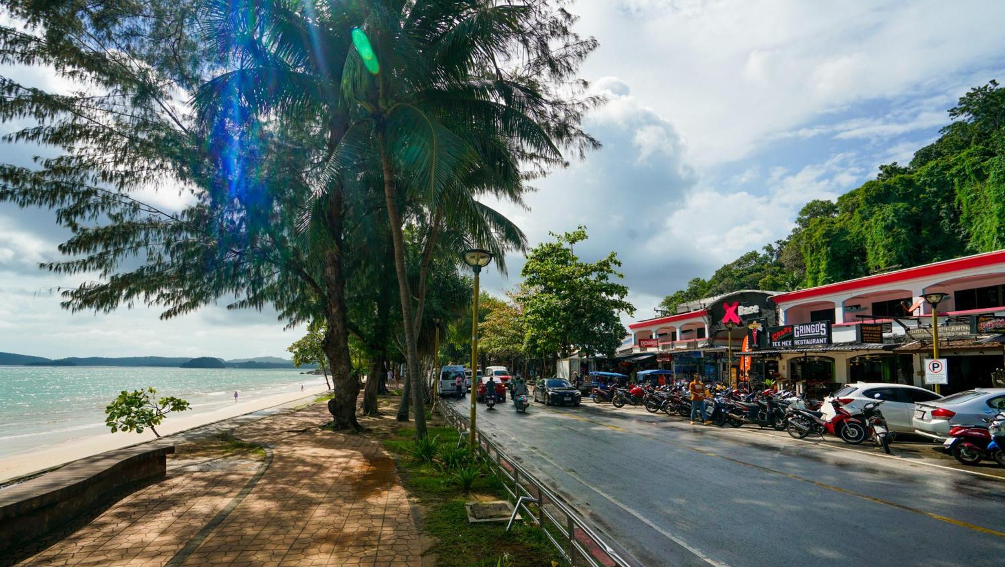 Base Party Hostel Ao Nang Buitenkant foto