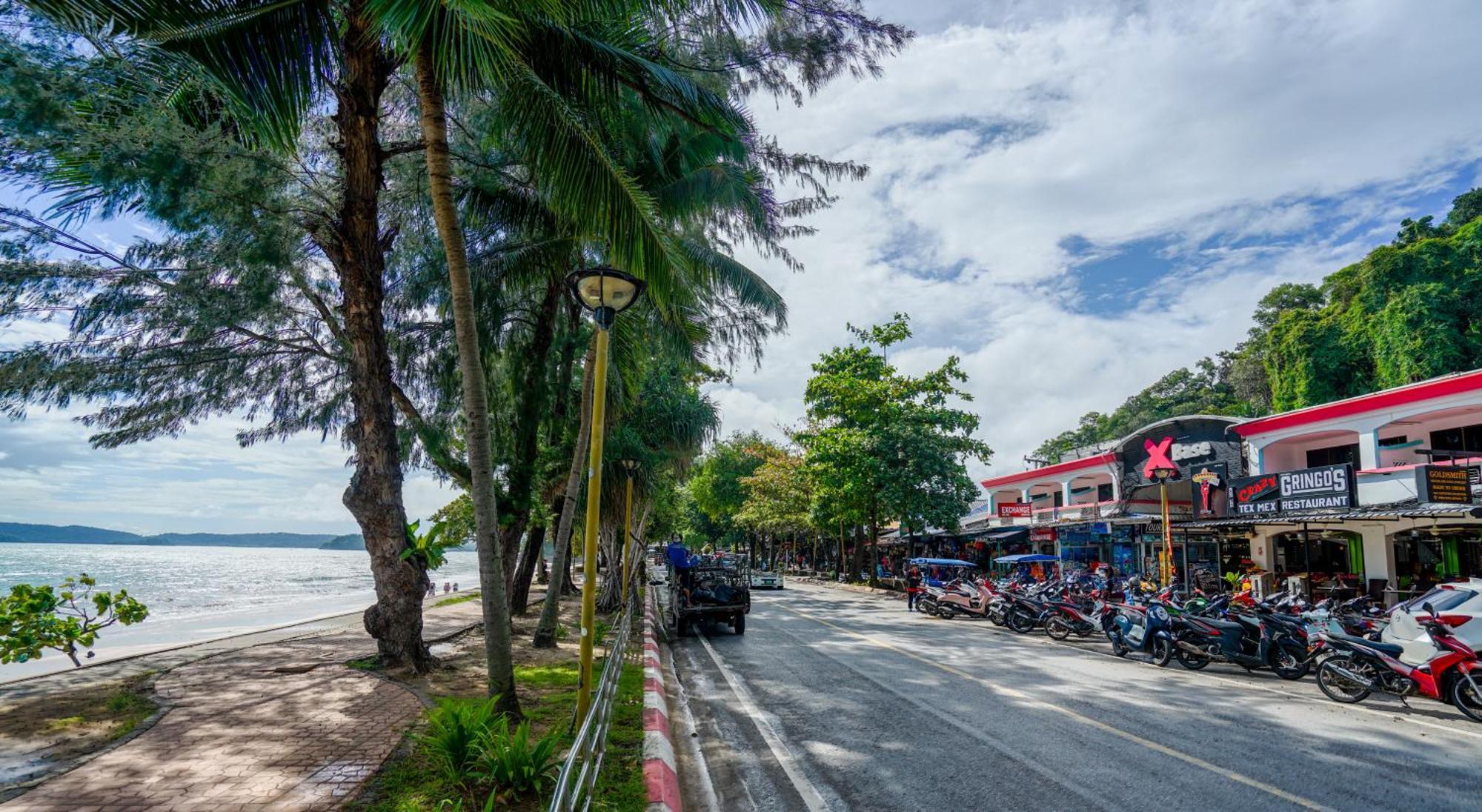 Base Party Hostel Ao Nang Buitenkant foto